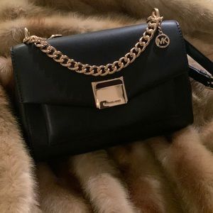 Michael Kors Two Way Cross Body Clutch.